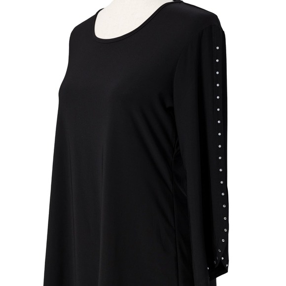 Women's Black Dressy Top Cutout Rhinestone Sleeves 3/4 Sleeves Scoop Neck NWT - Picture 2 of 6